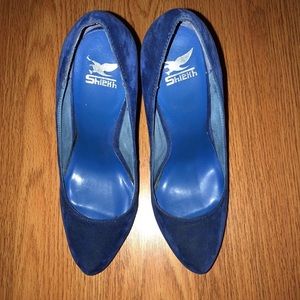 Blue suede heels